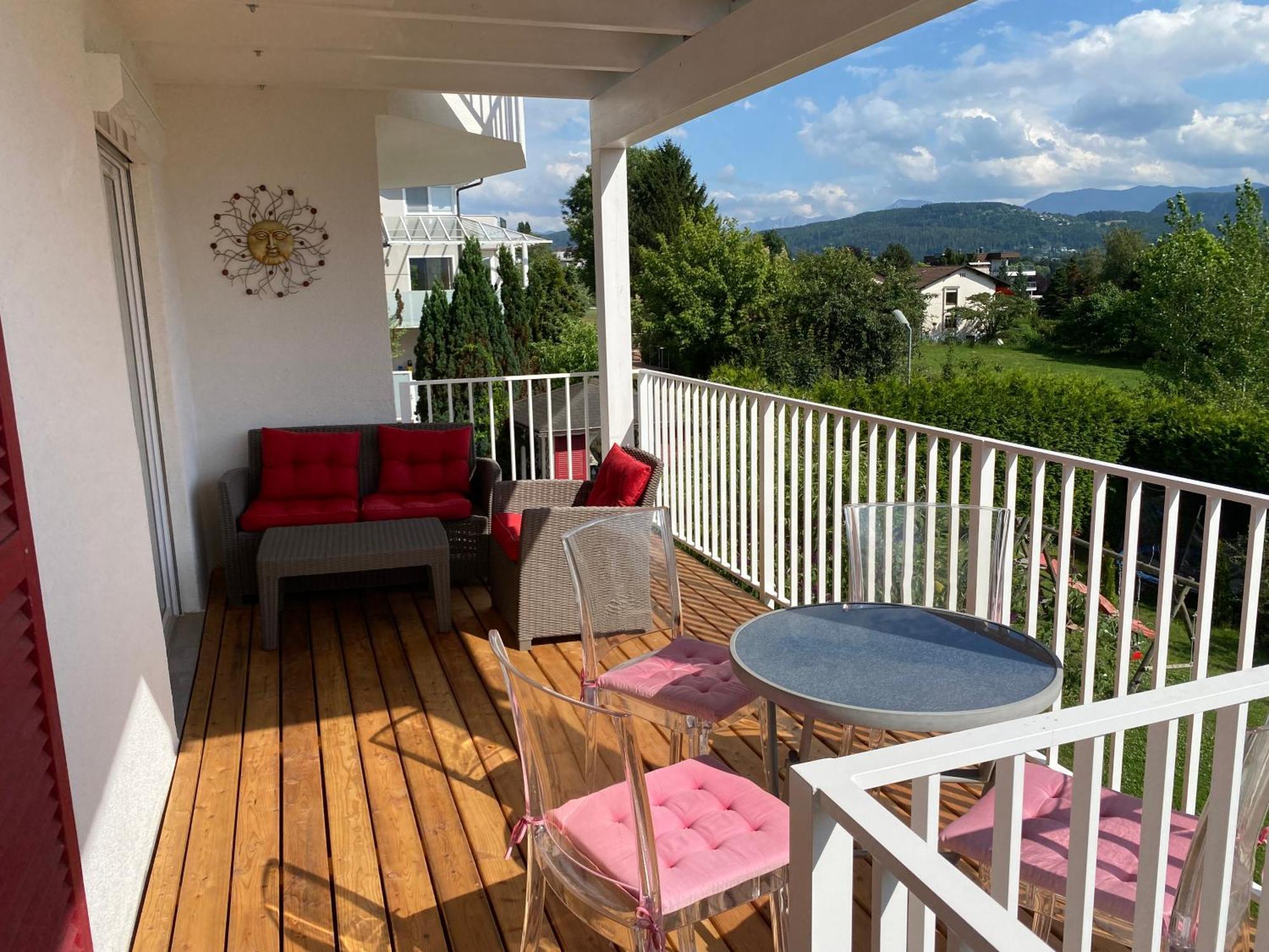 Apartments Let Me In Pörtschach am Wörthersee Eksteriør bilde